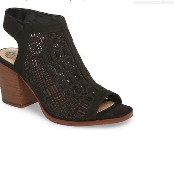 Vince Camuto Black Block Heel Laser Cut Sandal - NEW✨ - Picture 4 of 16